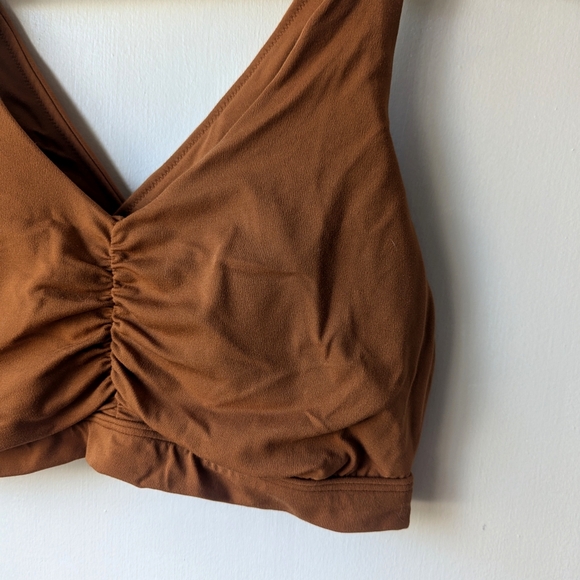 Aerie Real Me Ruched Sports bra - Picture 3 of 4